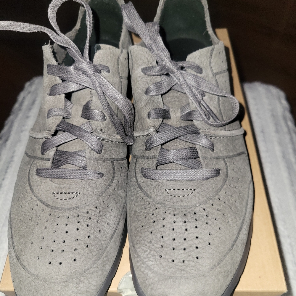 UGG Sneakers